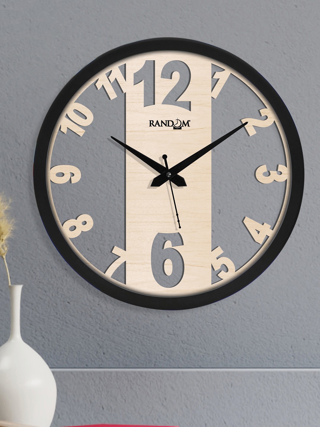 

RANDOM Cream-Coloured & Black 12 Inch Analogue Wall Clock