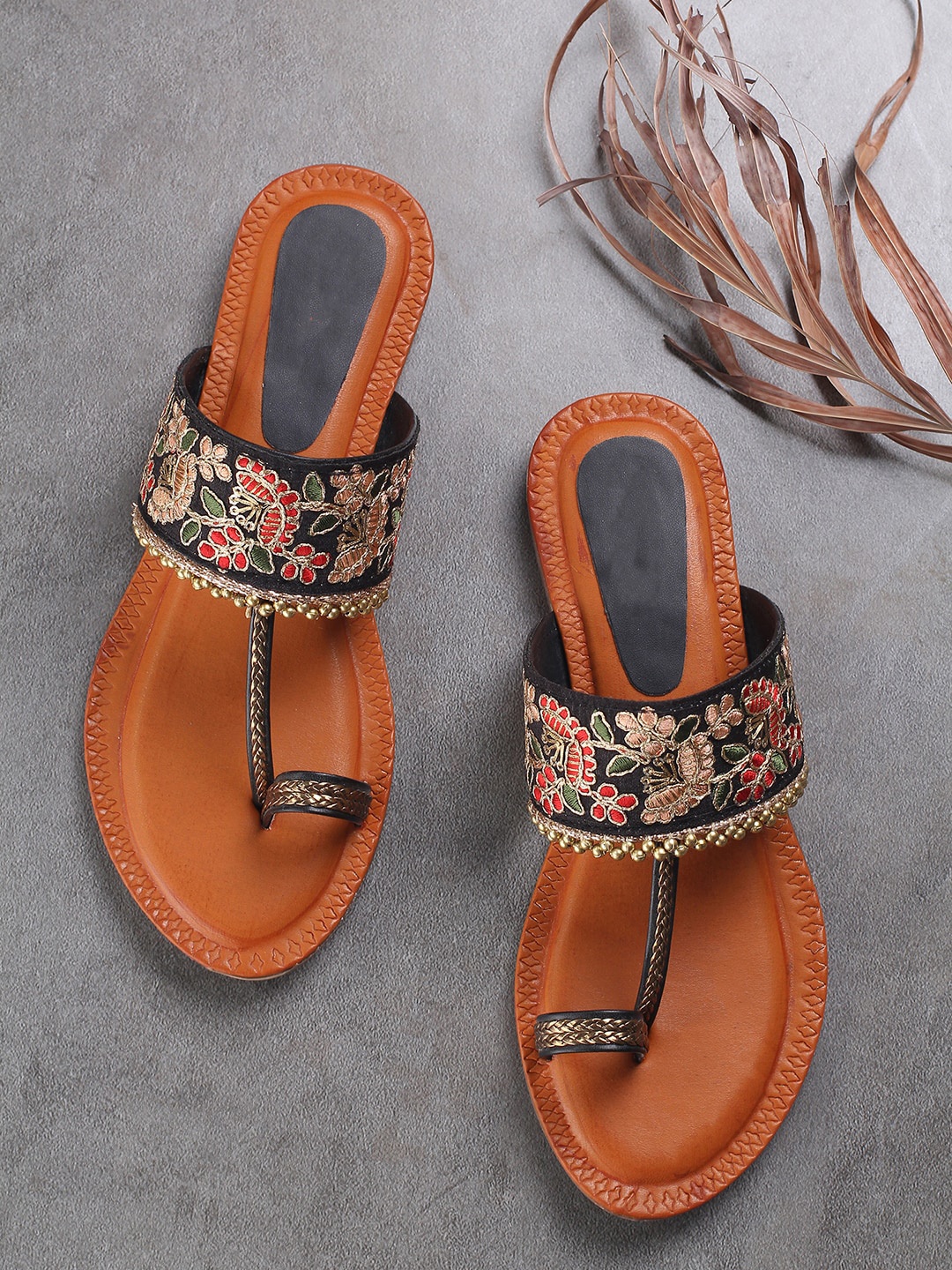

HASTEN Women Black One Toe Ethnic Flats