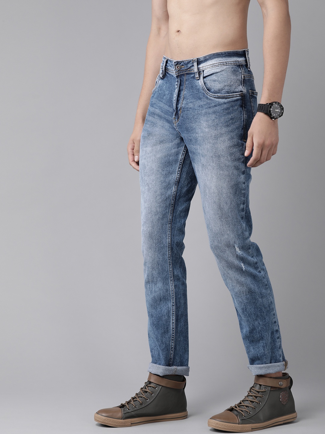 

Roadster Men Blue Slim Tapered Fit Low Distress Heavy Fade Stretchable Jeans