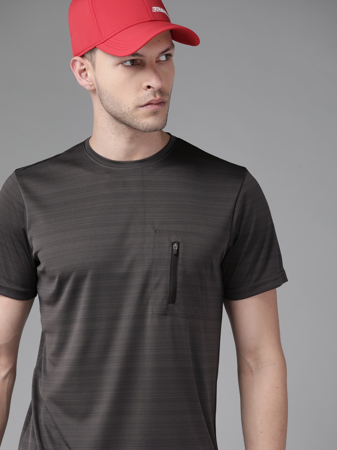 

Van Heusen Flex Men Charcoal Grey Round Neck T-shirt
