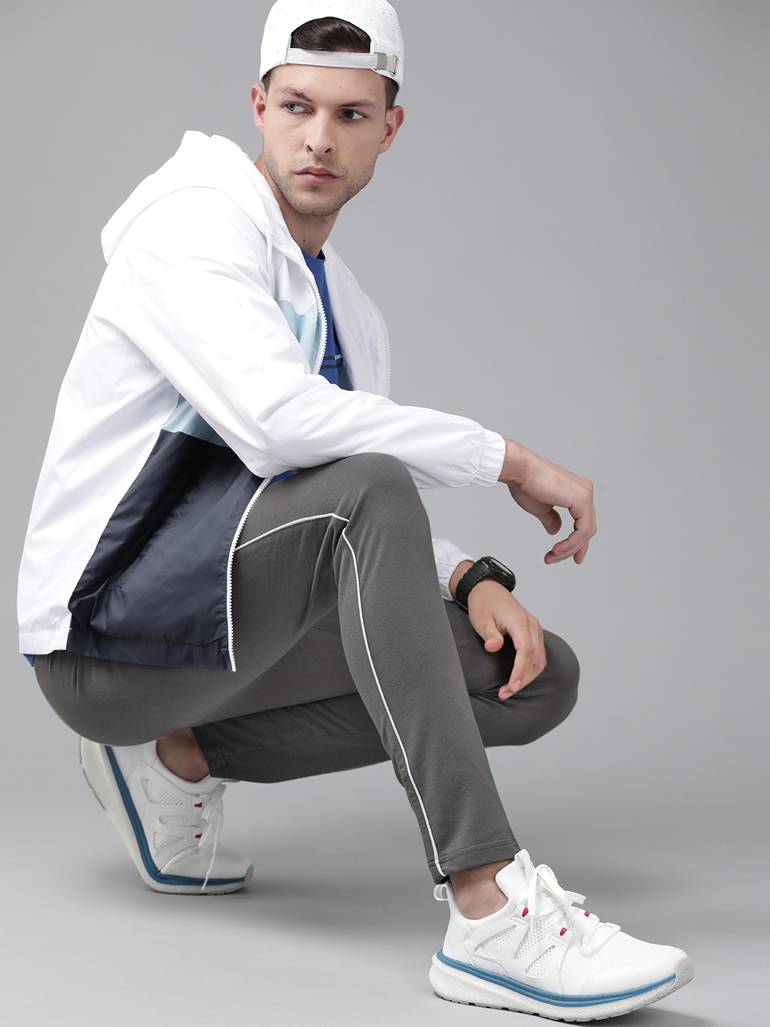 

Van Heusen Flex Men Grey Solid Track Pants