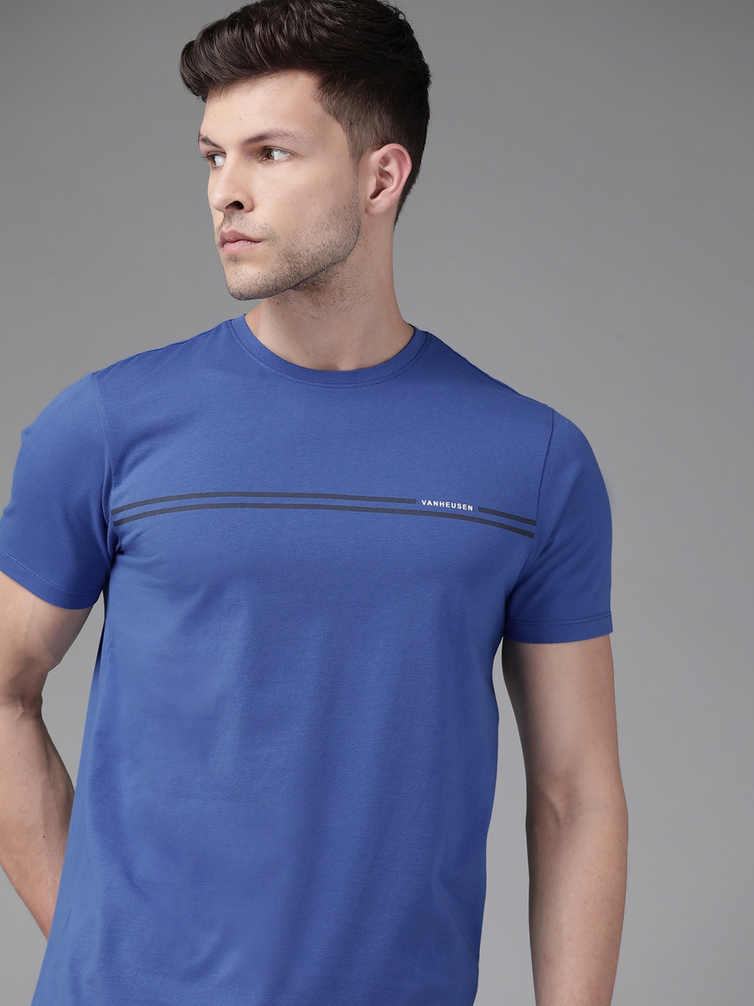 

Van Heusen Flex Men Blue Brand Logo Active Fit Yoga T-shirt