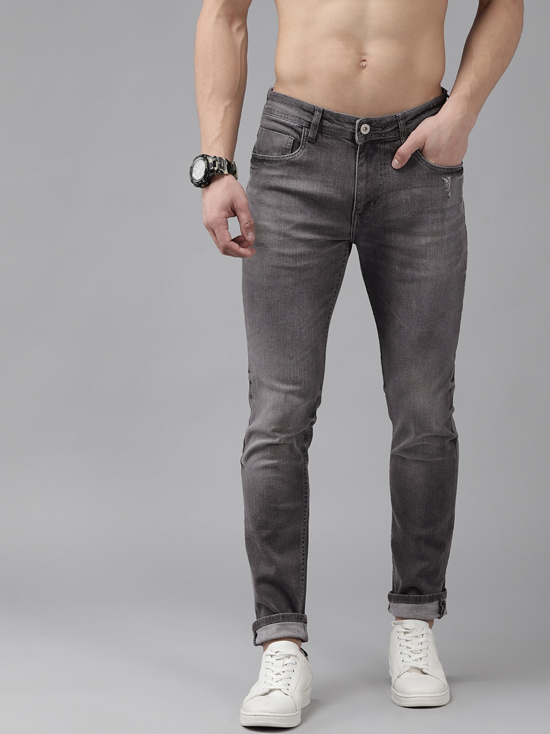

Roadster Men Charcoal Grey Slim Tapered Fit Light Fade Stretchable Jeans