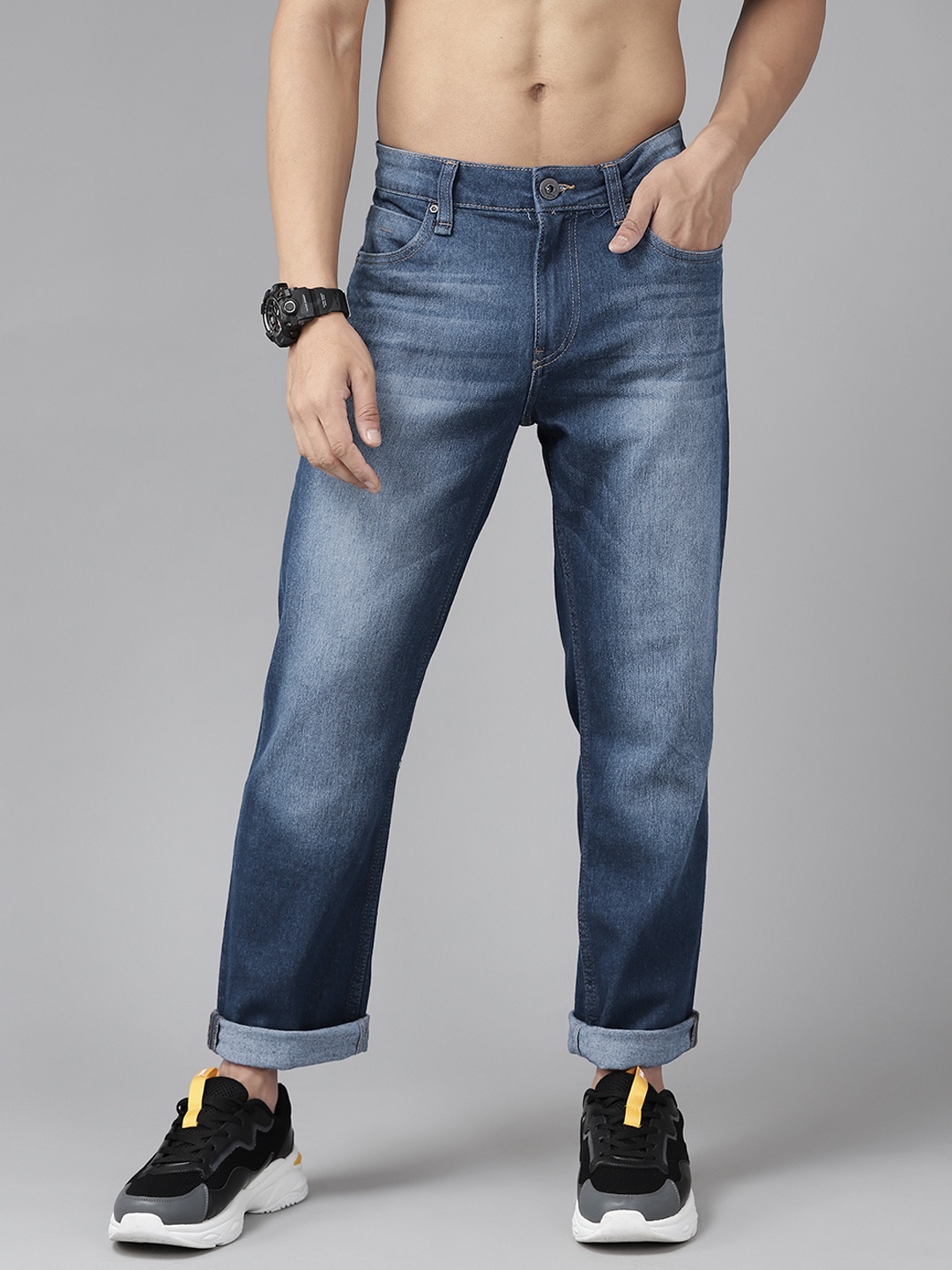 

Roadster Men Blue Slim Tapered Fit Light Fade Stretchable Jeans