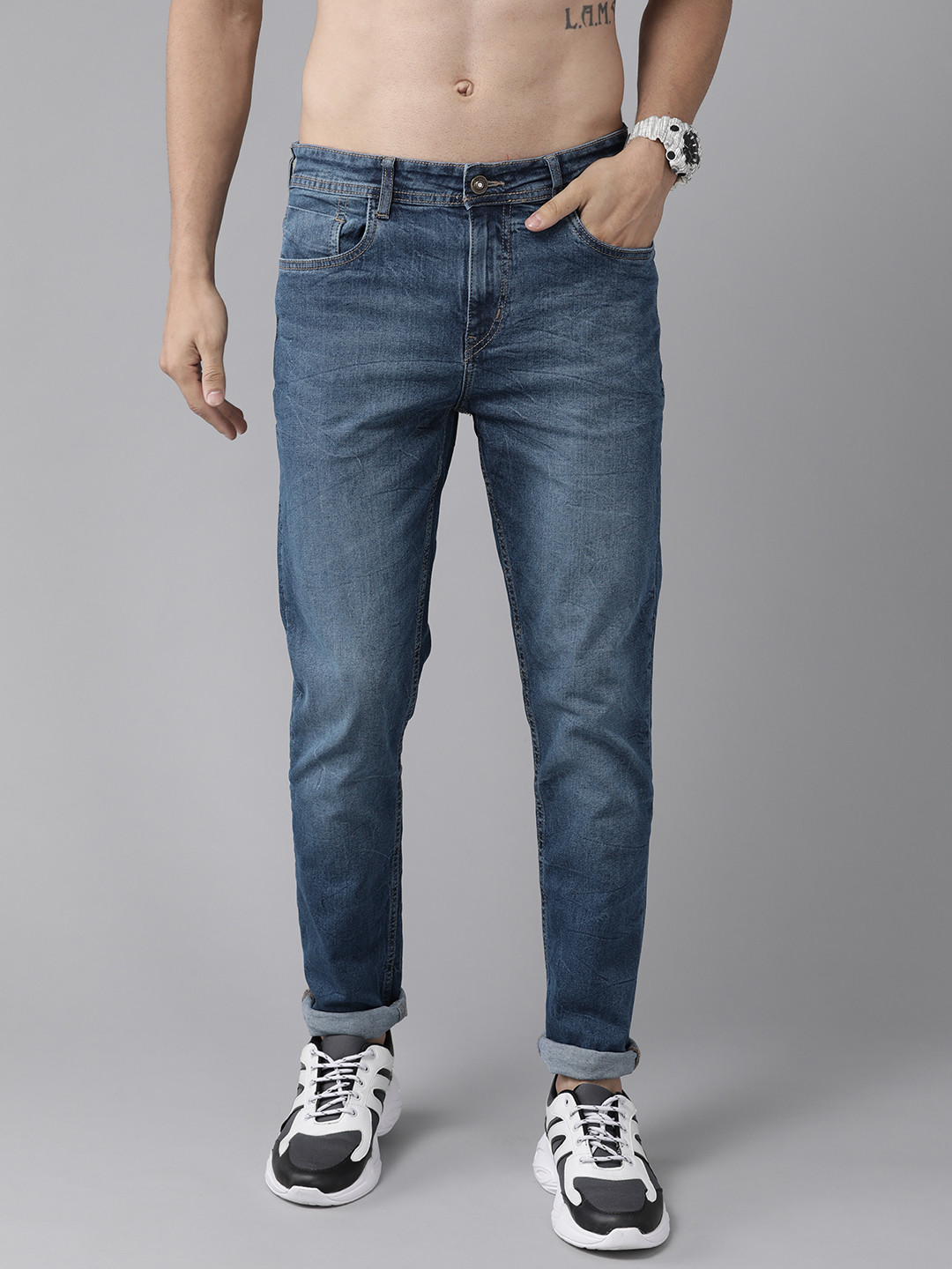 

Roadster Men Navy Blue Slim Fit Light Fade Stretchable Jeans