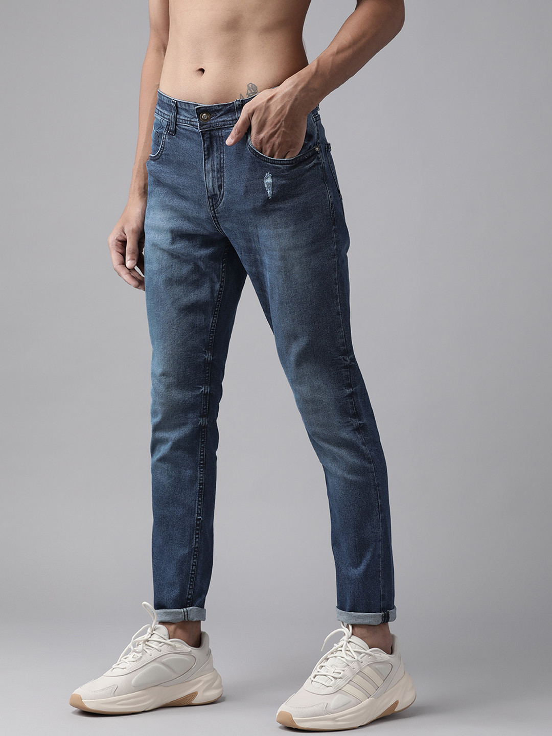 

Roadster Men Blue Slim Tapered Fit Light Fade Stretchable Jeans