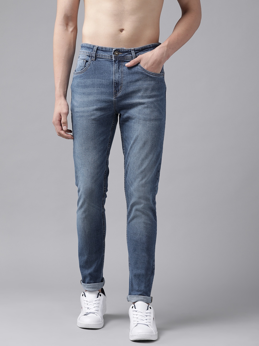 

Roadster Men Blue Slim Tapered Fit Light Fade Stretchable Jeans