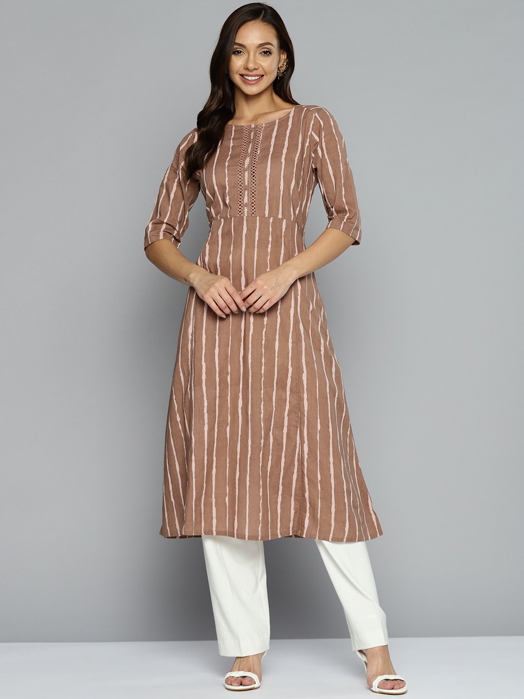

HERE&NOW Women Brown & Pink Pure Cotton Striped Thread Work Detail Kurta