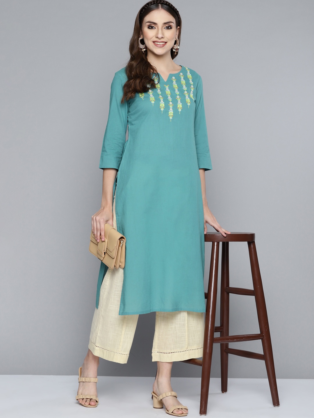 

HERE&NOW Women Sea Green Yoke Design Embroidered Kurta