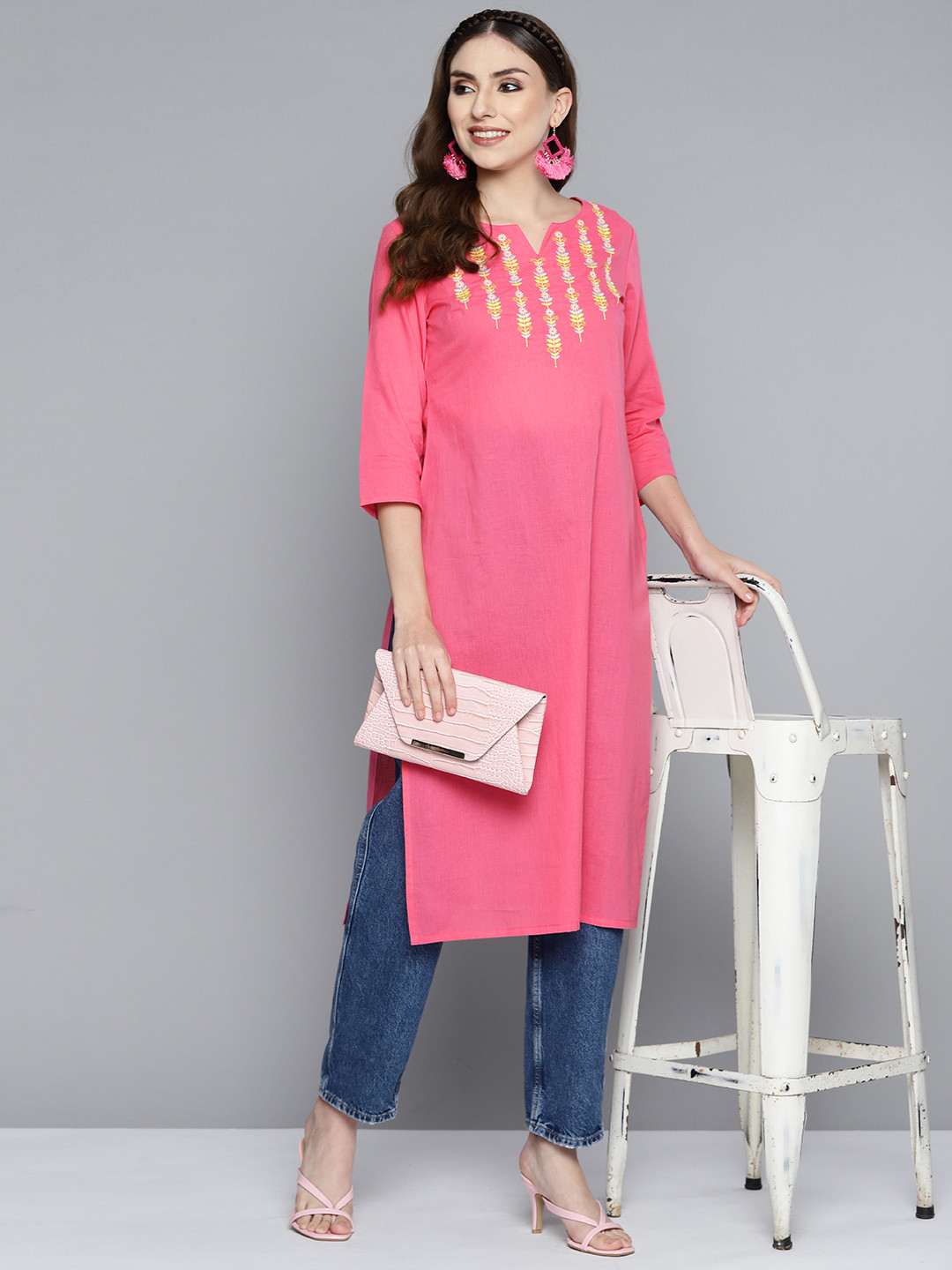 

HERE&NOW Women Pink Yoke Design Embroidered Kurta