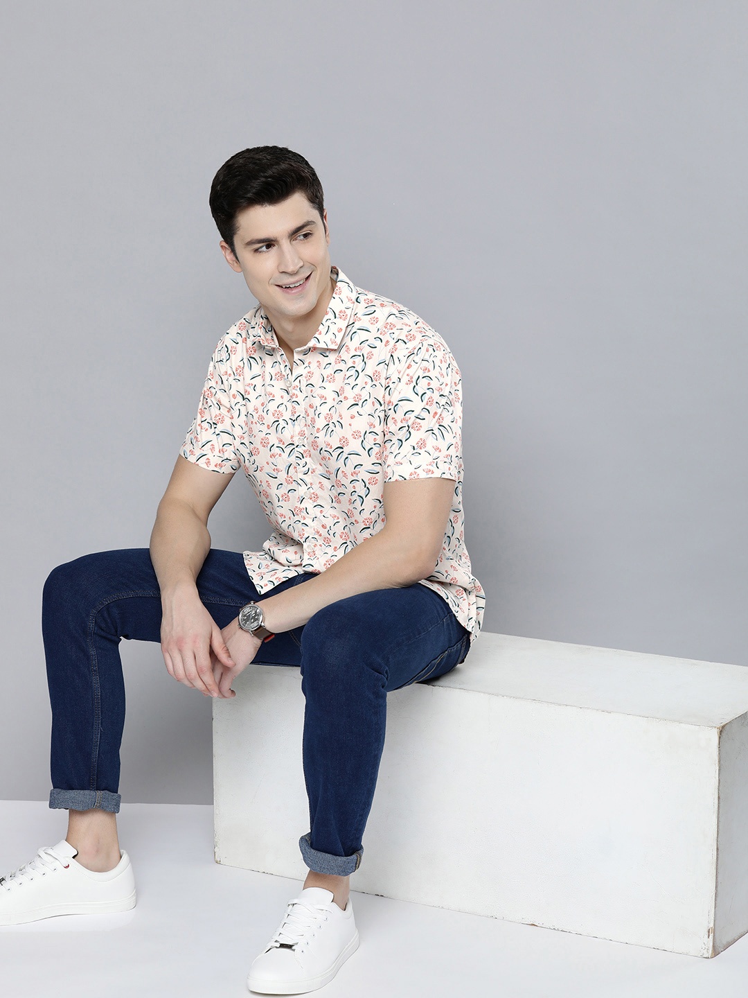 

Mast & Harbour Men Pure Cotton Floral Printed Casual Shirt, Peach