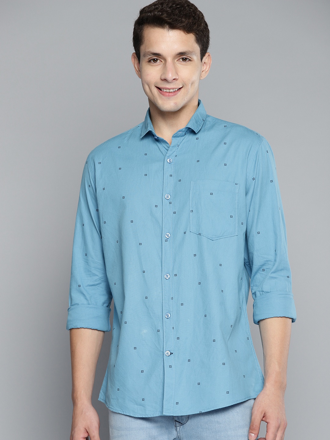 

Mast & Harbour Men Blue Printed Casual Shirt