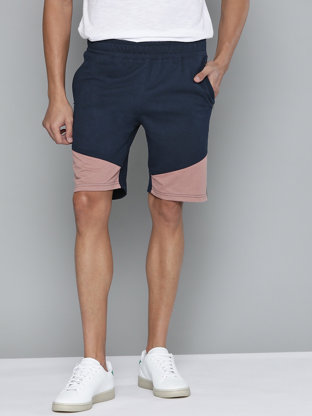 

Mast & Harbour Men Navy Blue Colourblocked Shorts