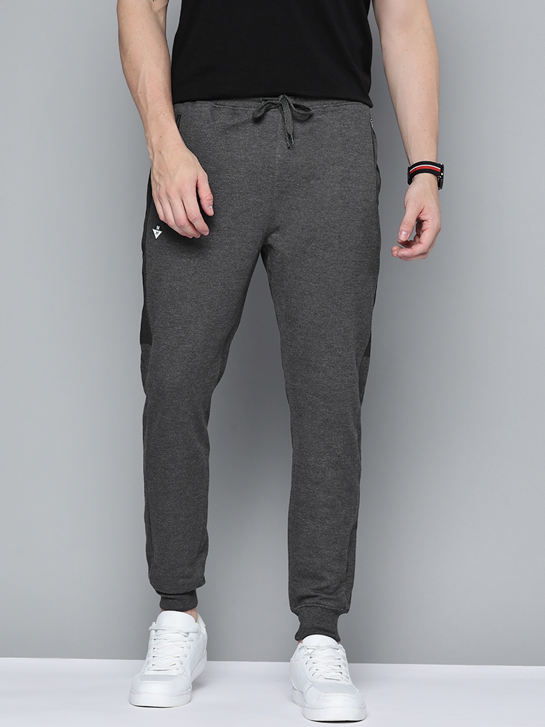 

Mast & Harbour Men Charcoal Melange Effect Solid Mid Rise Casual Joggers