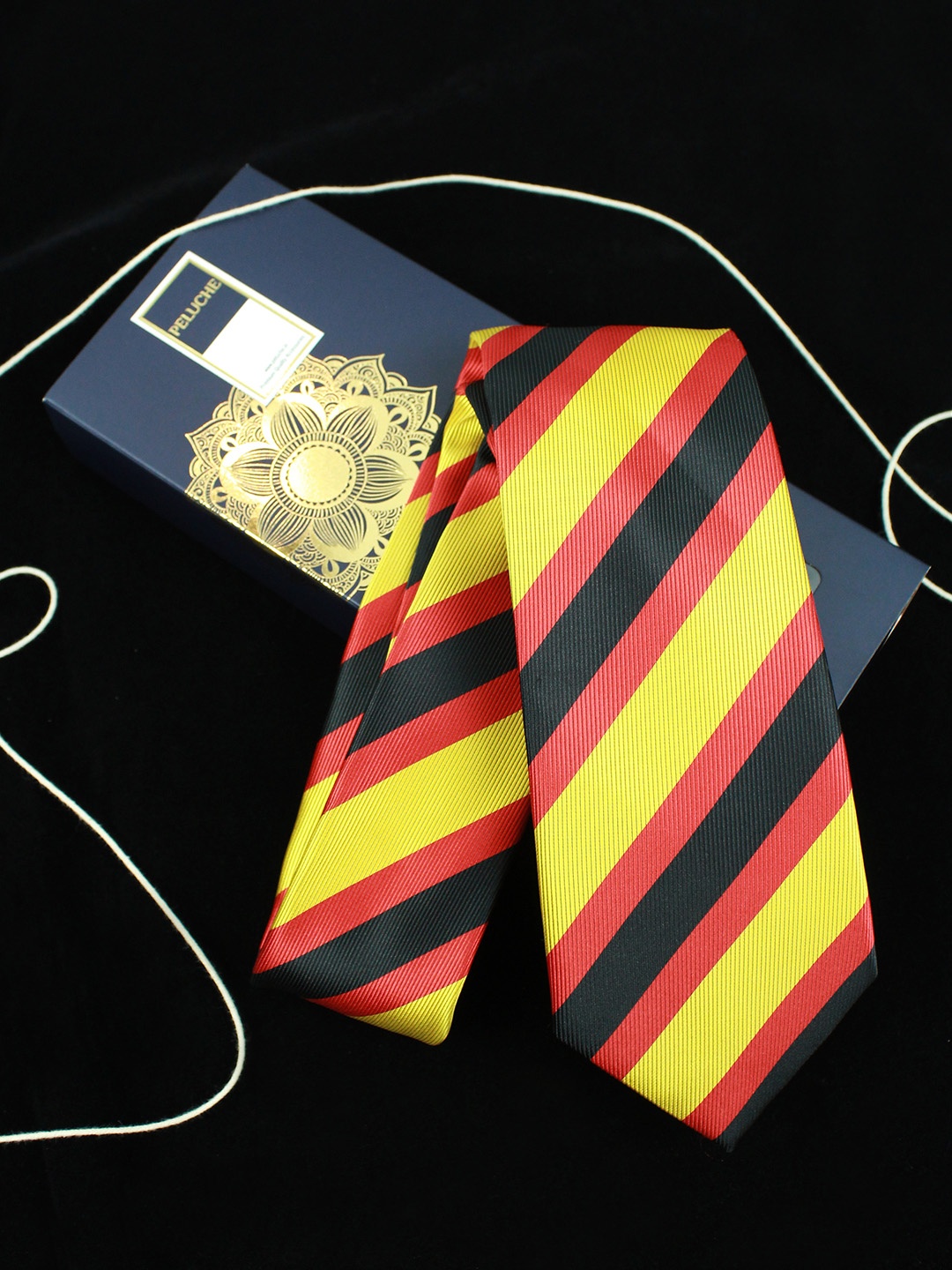 

PELUCHE Men Yellow & Black Striped Broad Tie