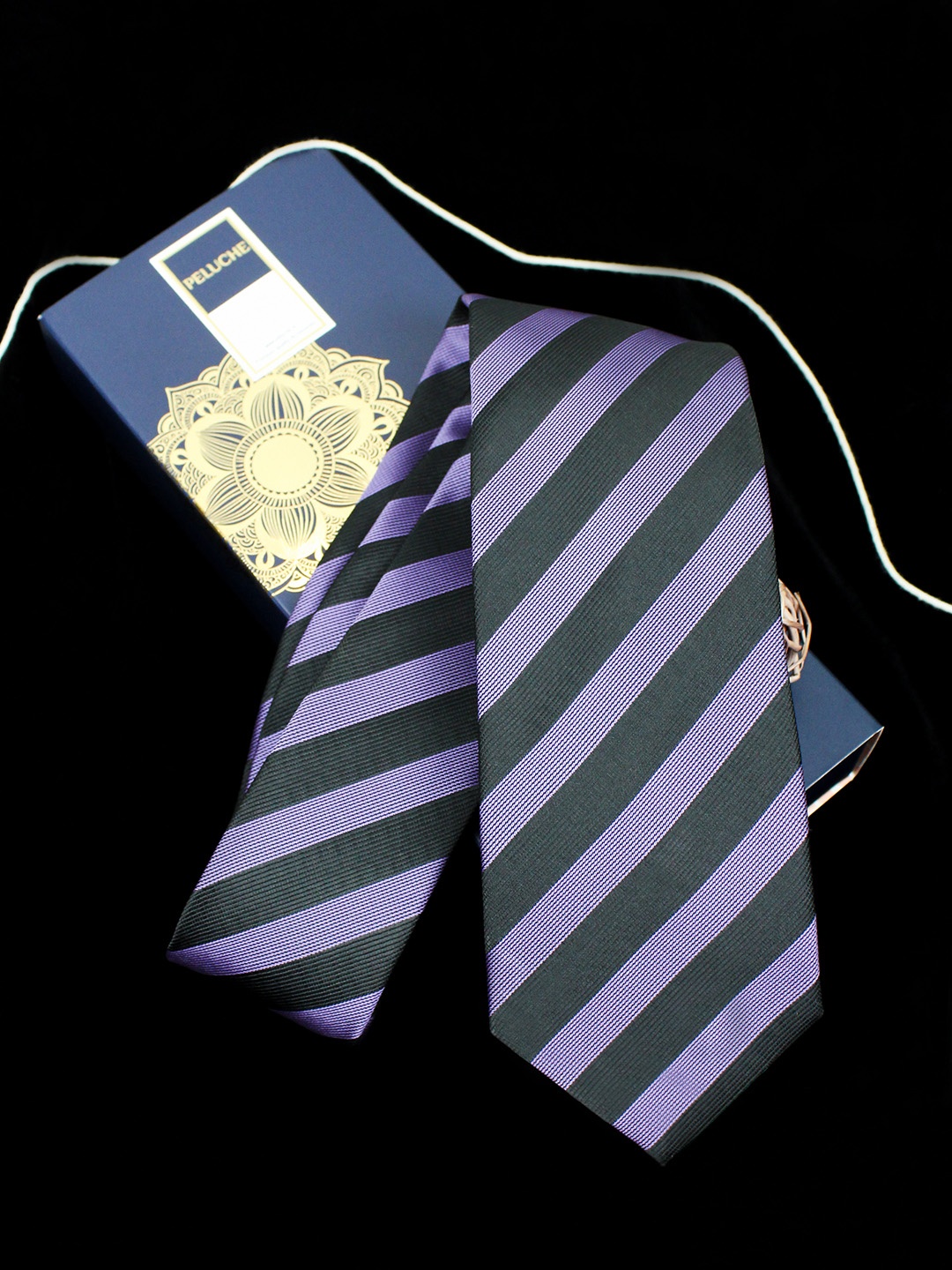 

PELUCHE Men Black & Purple Striped Broad Tie
