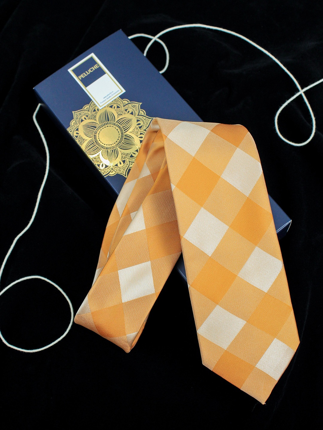 

PELUCHE Men Orange & White Checked Broad Tie