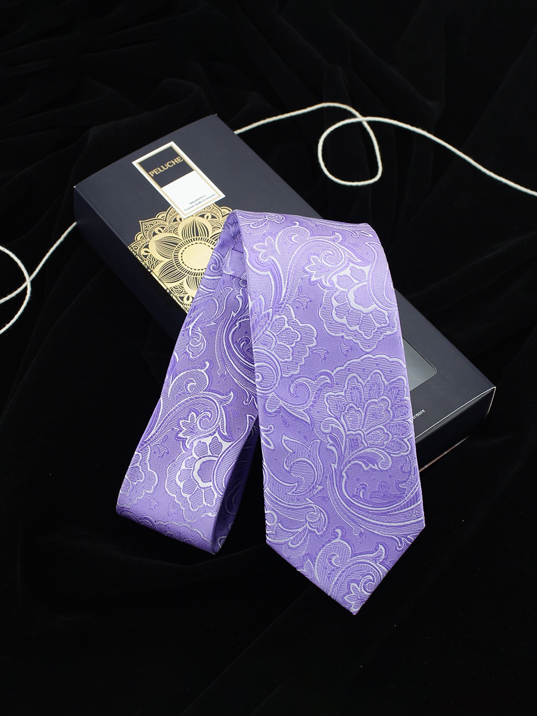 

PELUCHE Men Purple & White Woven Design Broad Tie