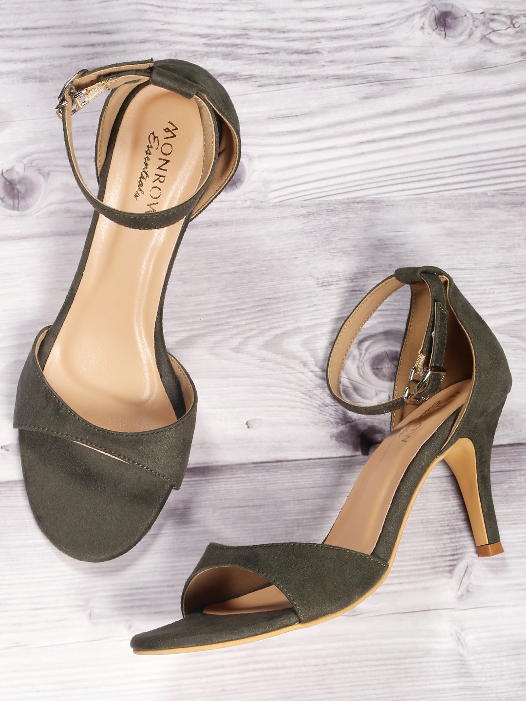 

Monrow Women Green PU Party Pumps with Buckles