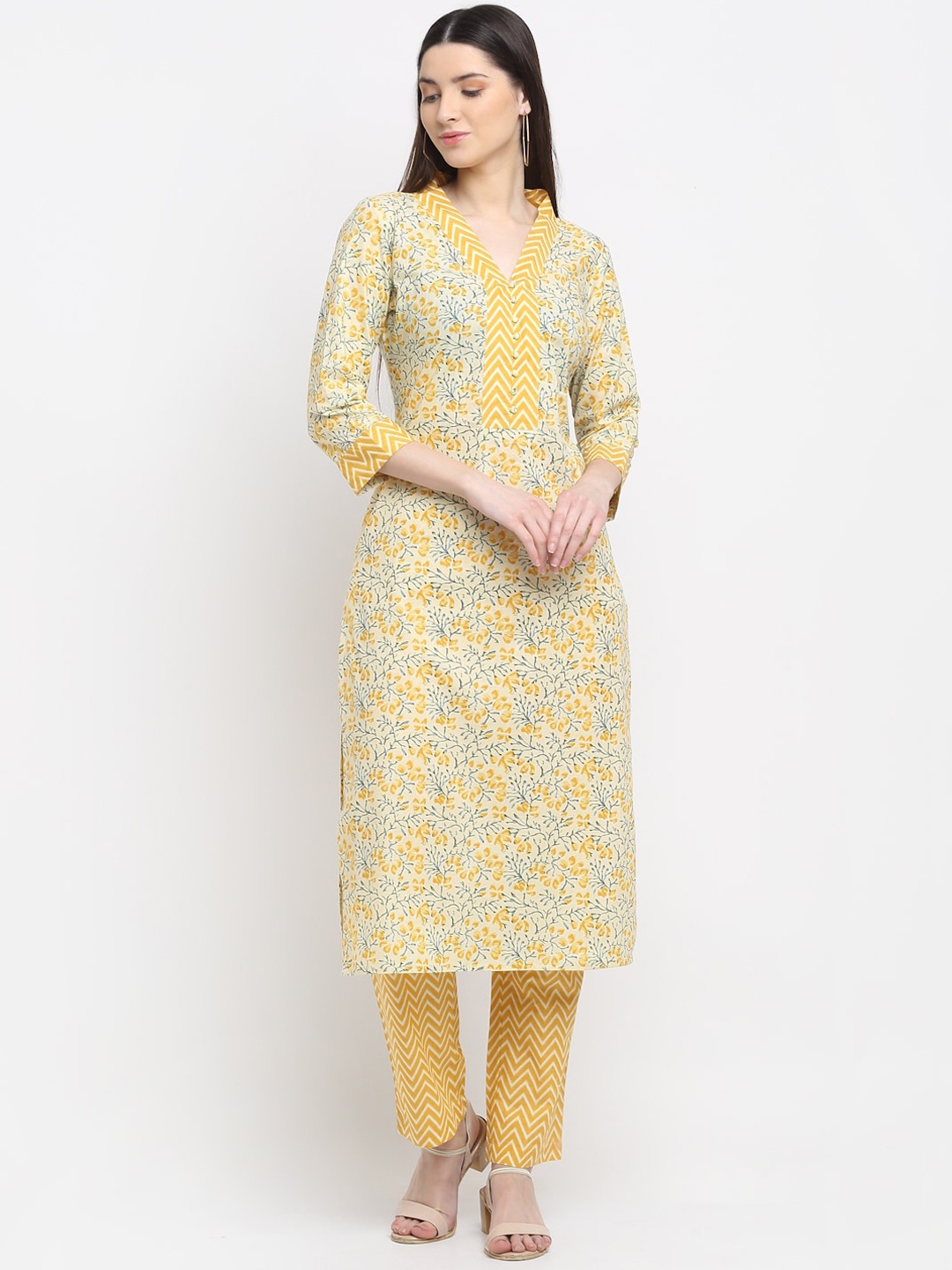 

MYAZA Women Yellow Floral Printed High Slit Gotta Patti Pure Cotton Kurti with Trousers