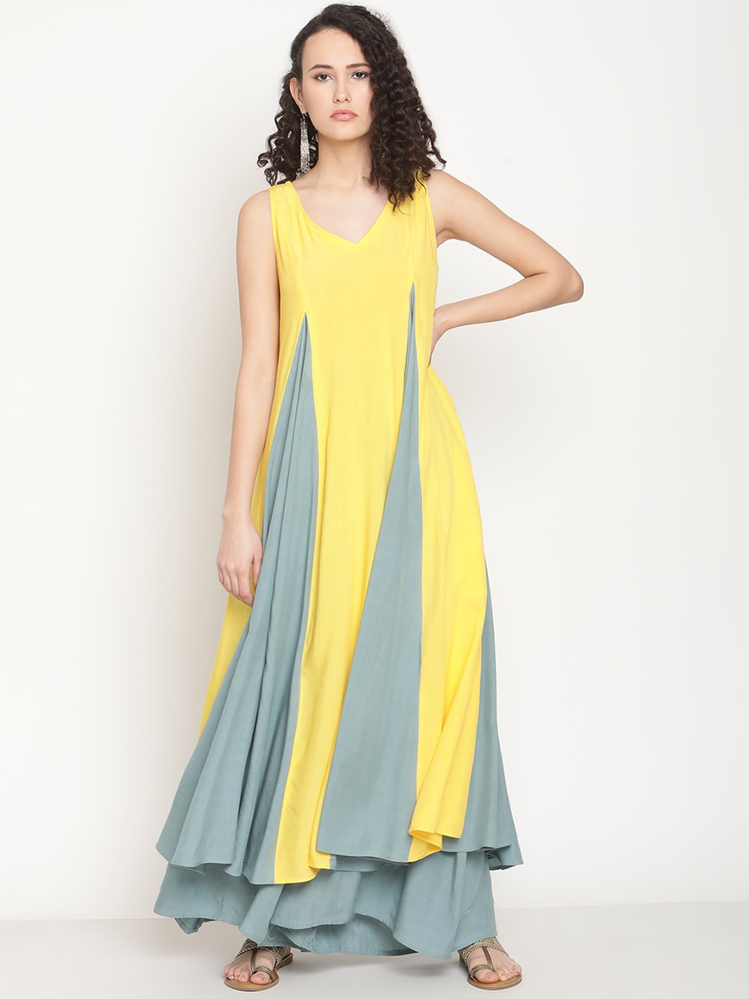 

Abhishti Colourblocked Angrakha Pure Cotton Kurta With Skirt, Yellow