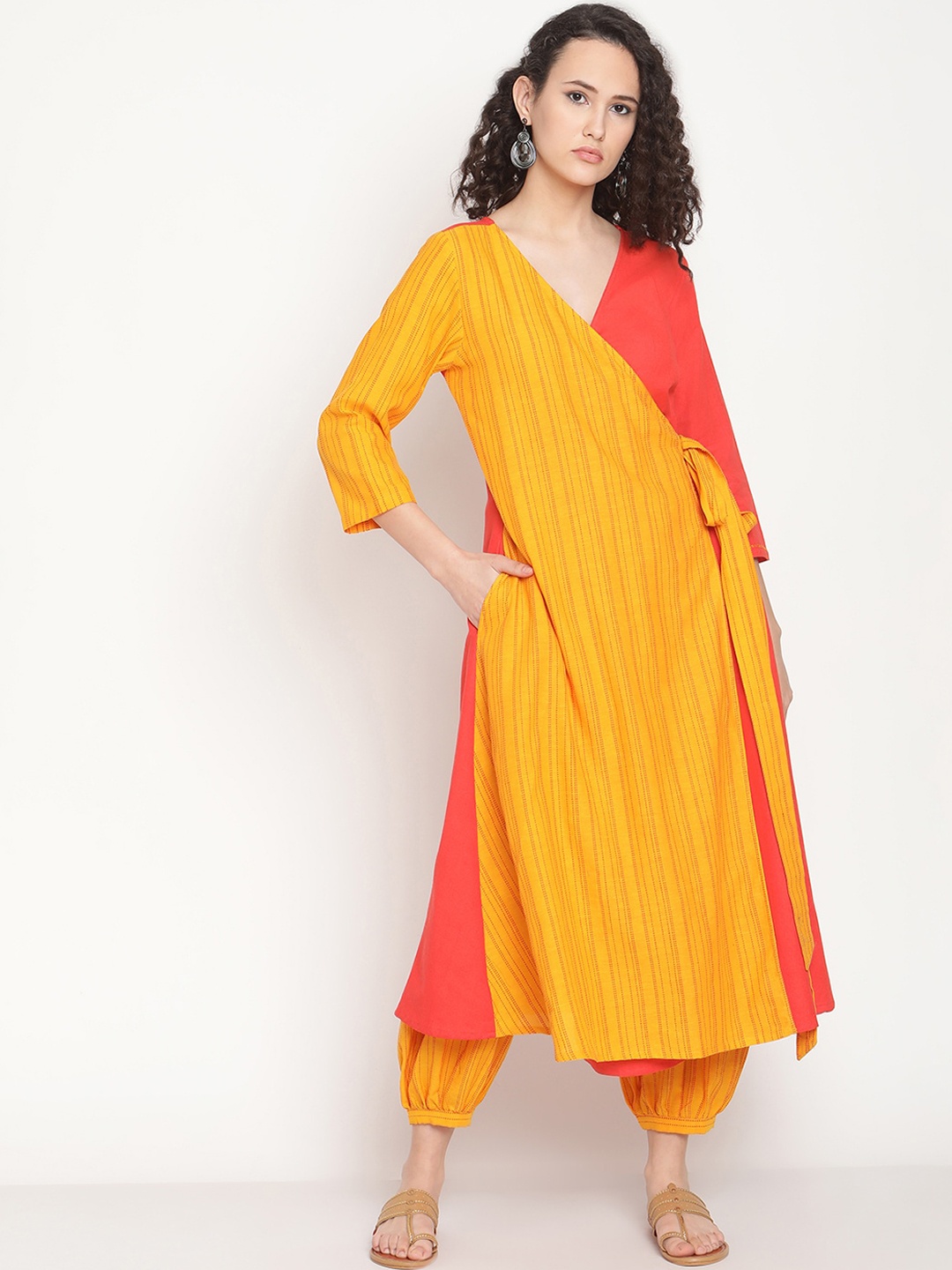 

Abhishti Angrakha Pure Cotton Kurti With Trousers, Orange