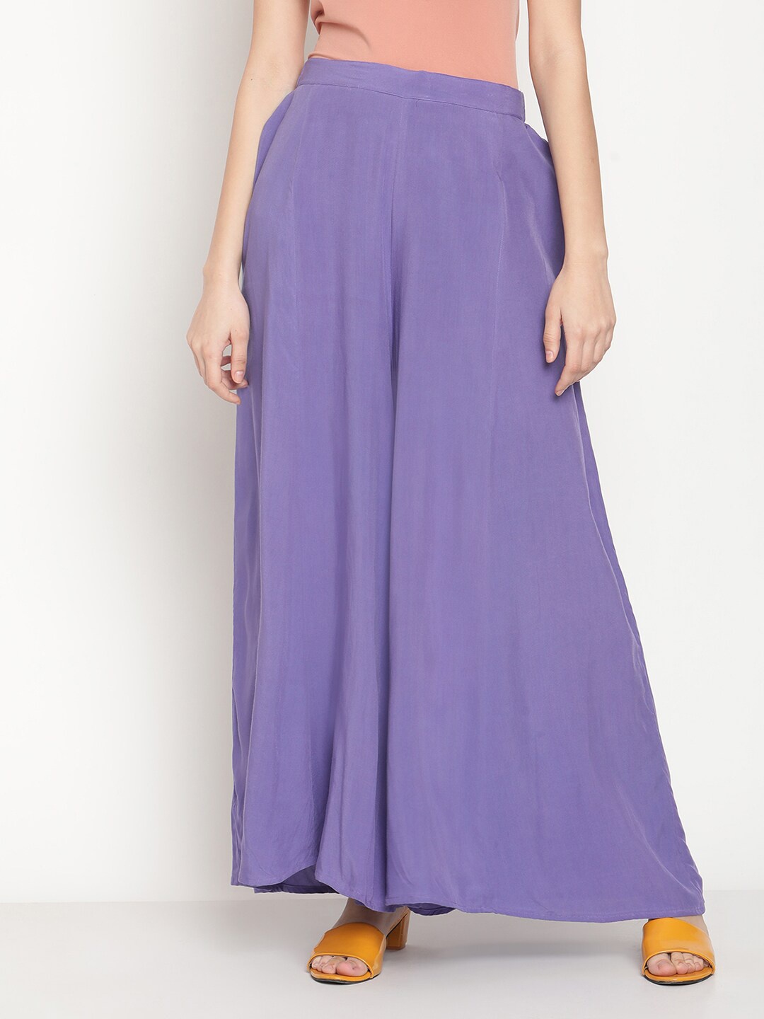 

Abhishti Women Purple Flared Knitted Palazzos