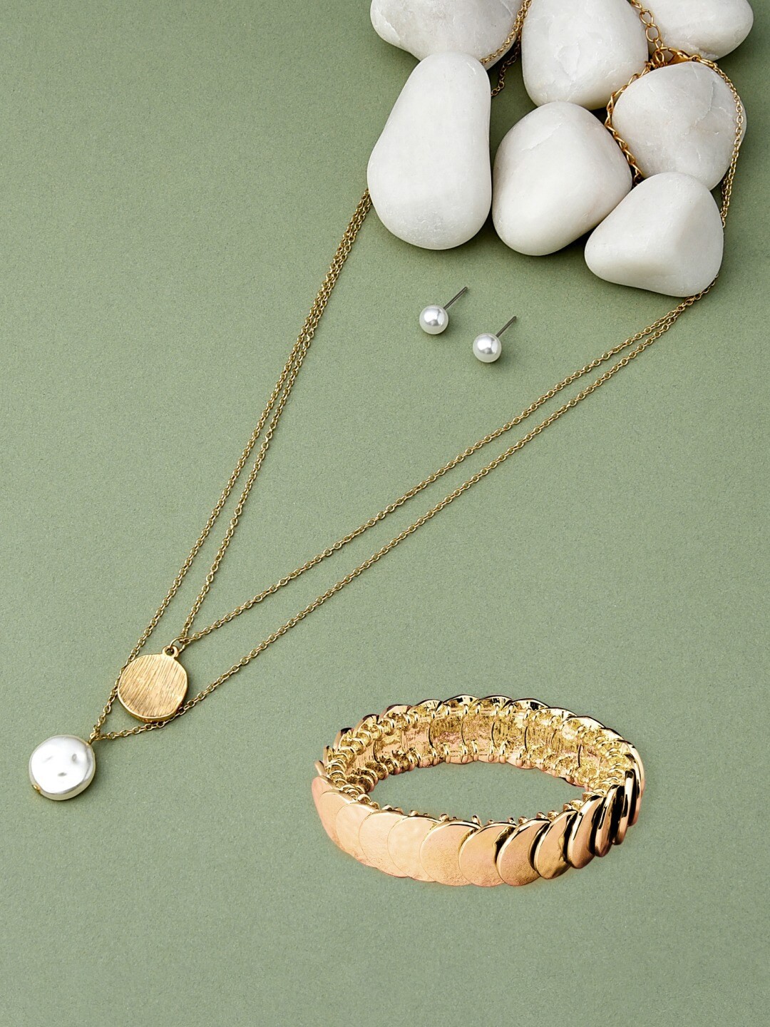 

AMI Gold-Toned Gold-Plated Layered Chain with Stud Earrings and Bracelet