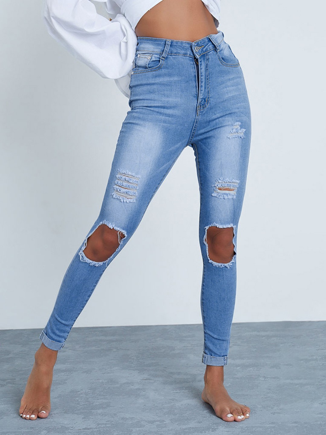 

I Saw It First Women Blue High Rise Skinny Fit Ripped Light Fade Stretchable Jeans
