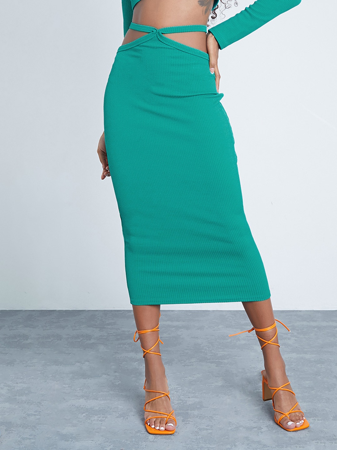 

I Saw It First Women Sea Green Solid Ribbed Pencil Midi Skirt with Tie Up Detail