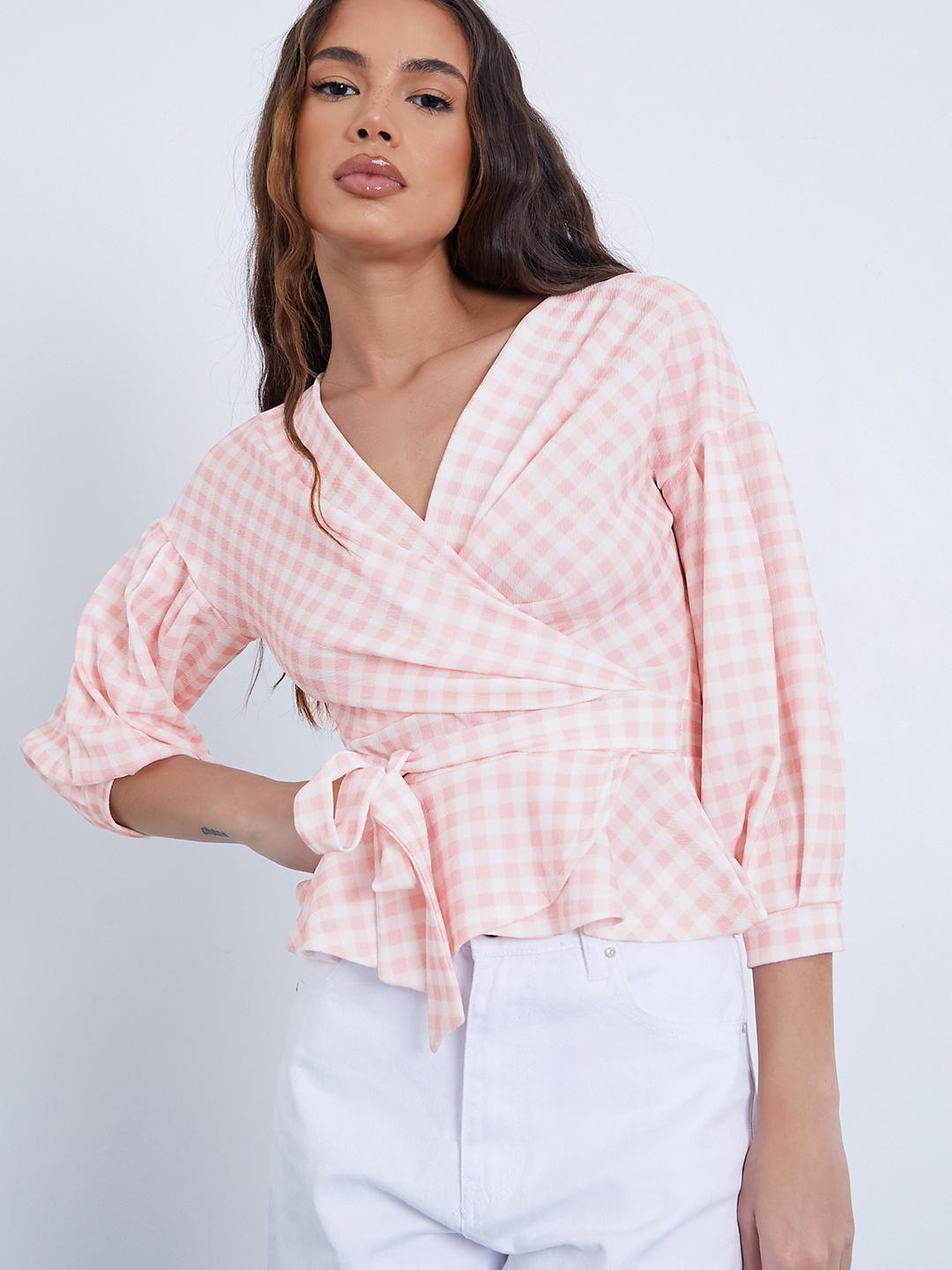 

I Saw It First Women Pink & White Textured Checked Puff Drop Shoulder Sleeves Wrap Top