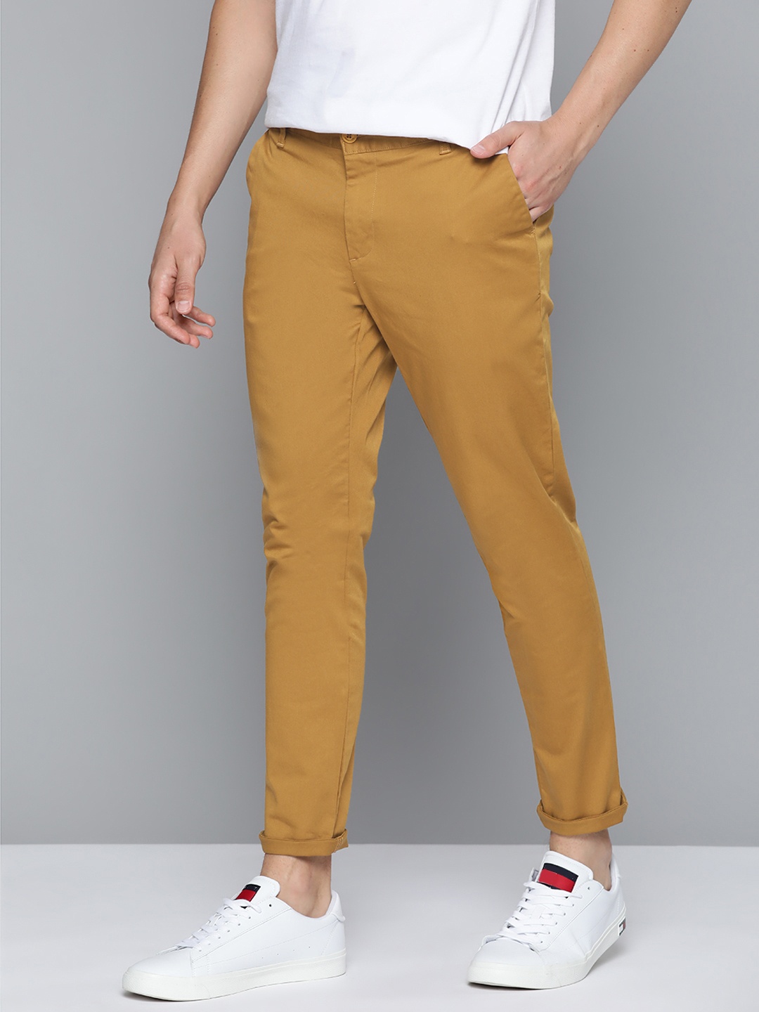 

Mast & Harbour Men Mustard Yellow Trousers