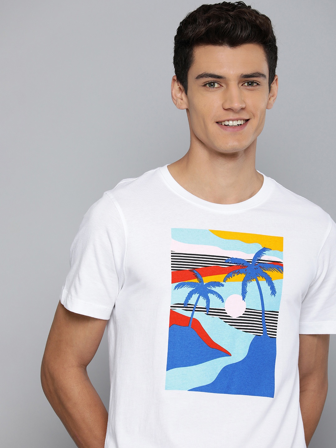 

Mast & Harbour Men White Graphic Printed Slim Fit Pure Cotton Casual T-shirt