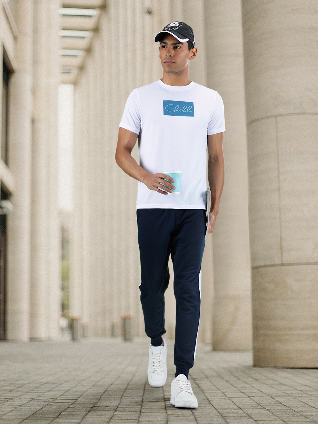 

Mast & Harbour Men White & Blue Typography Printed T-shirt