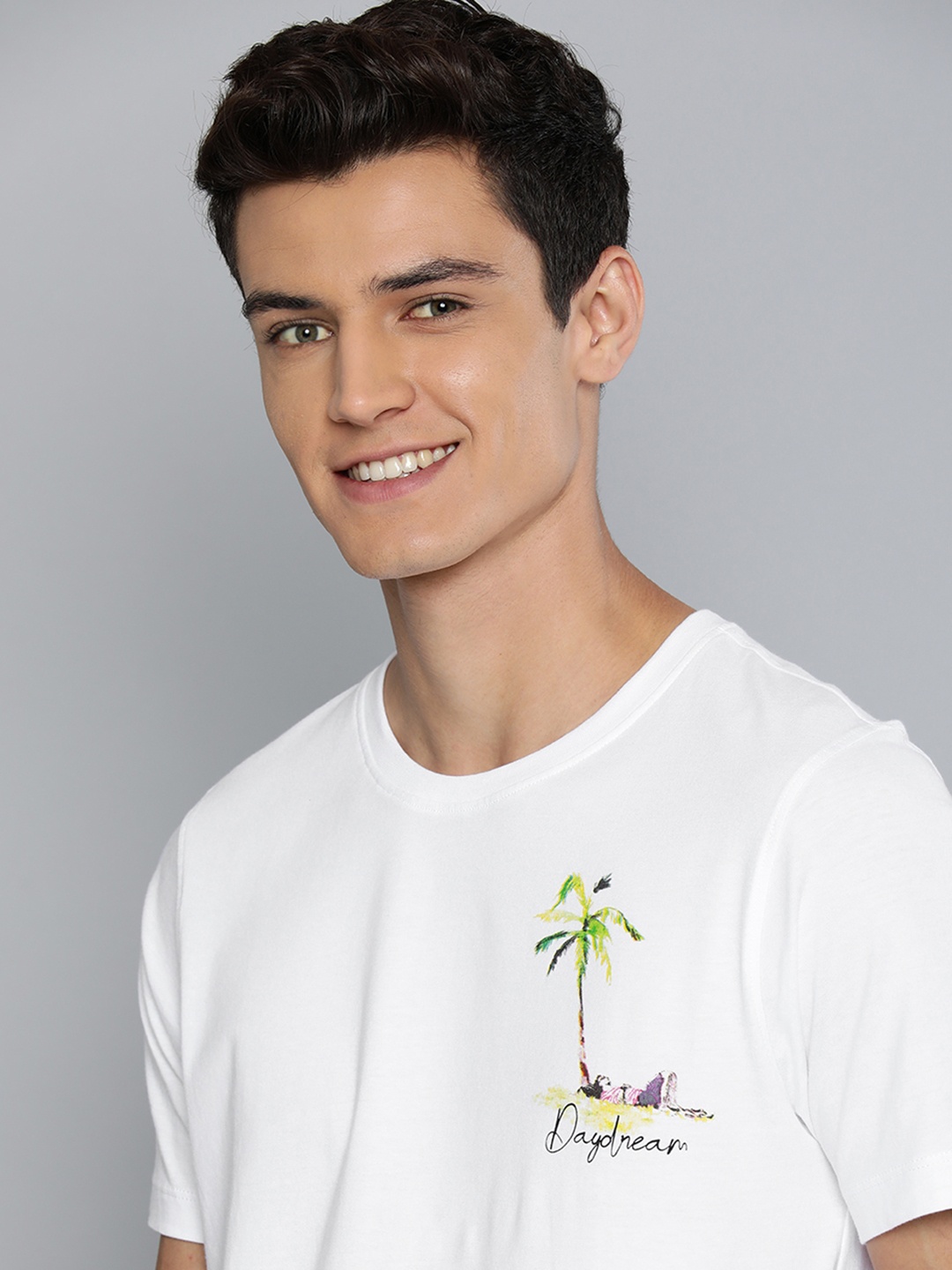 

Mast & Harbour Men White Graphic Printed Slim Fit Pure Cotton Casual T-shirt