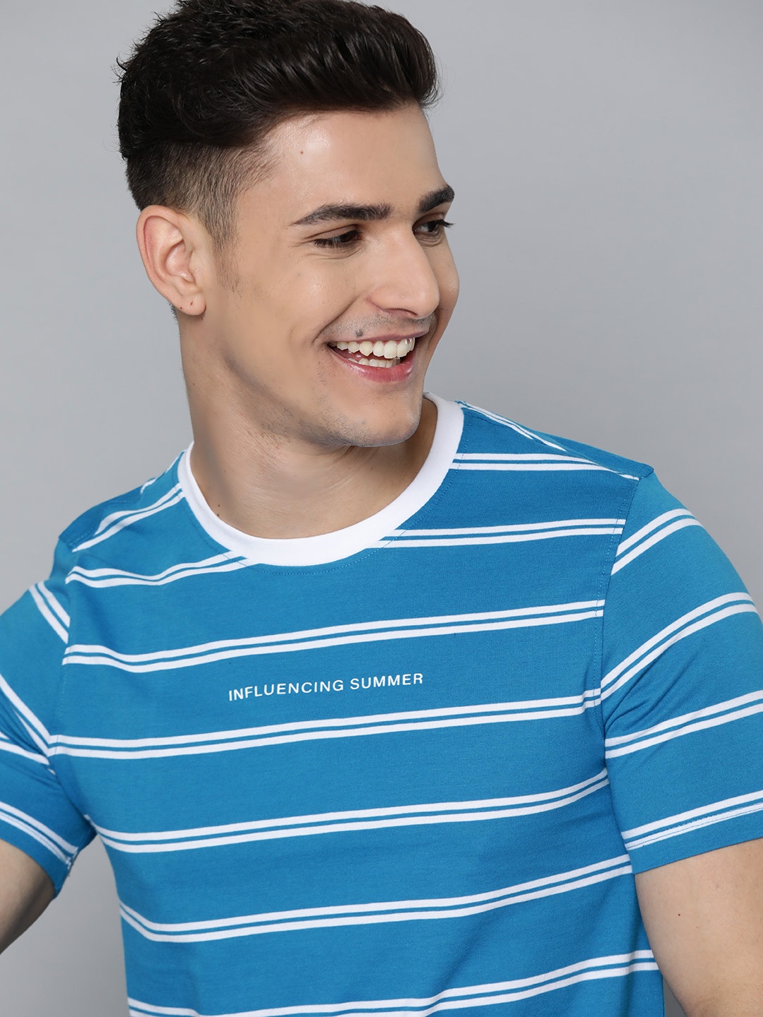 

Mast & Harbour Men Blue & White Striped T-shirt