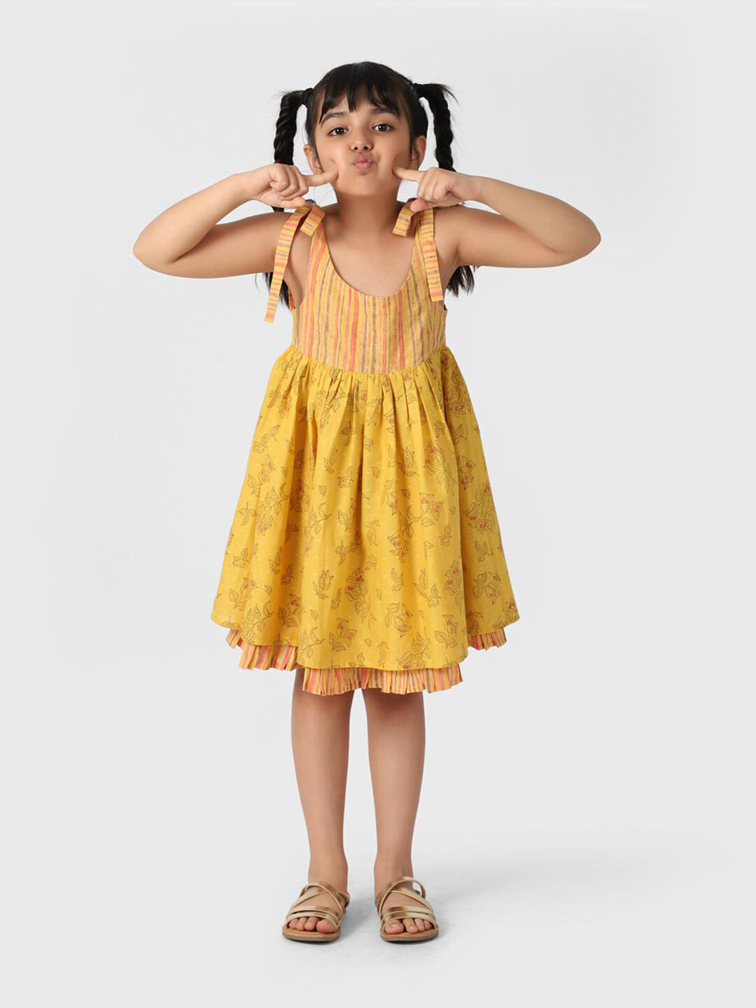 

Fabindia Girls Yellow Floral Striped Tie-Up Neck Cotton Dress