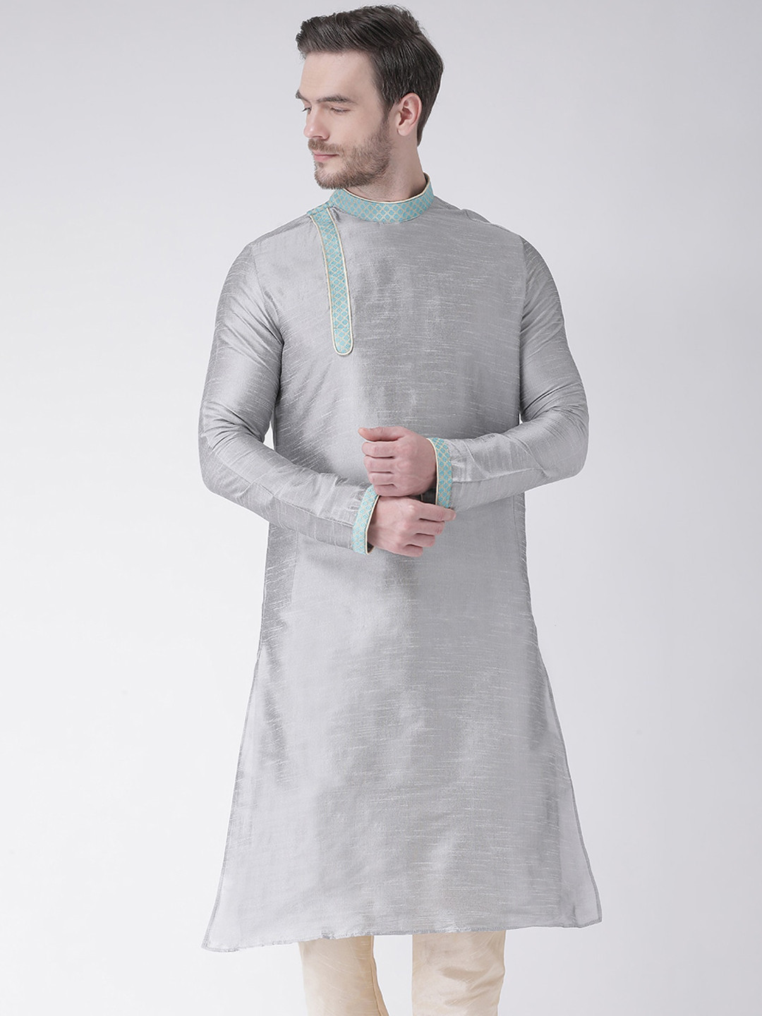 

DEYANN Men Silver-Toned Solid Kurta