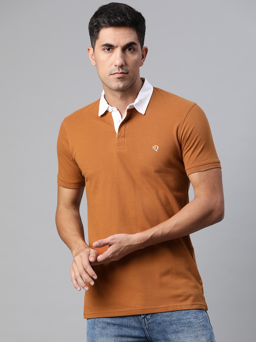 

ManQ CASUAL Men Tan & White Polo Collar Slim Fit Cotton T-shirt