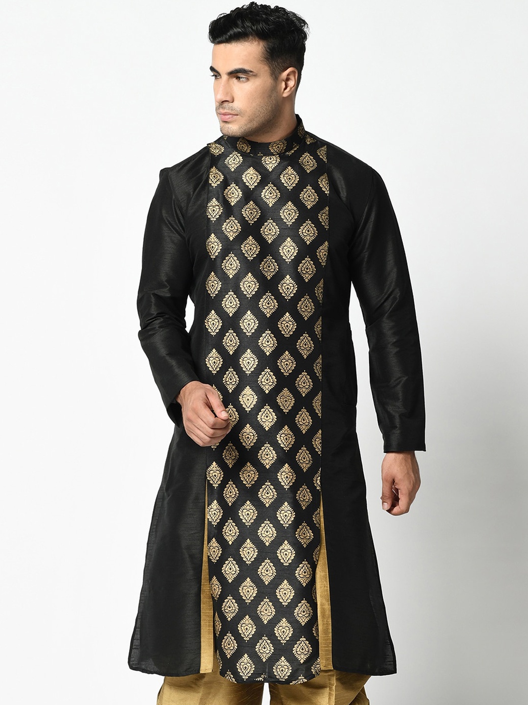 

DEYANN Men Black & Gold-Toned Ethnic Motifs Kurta