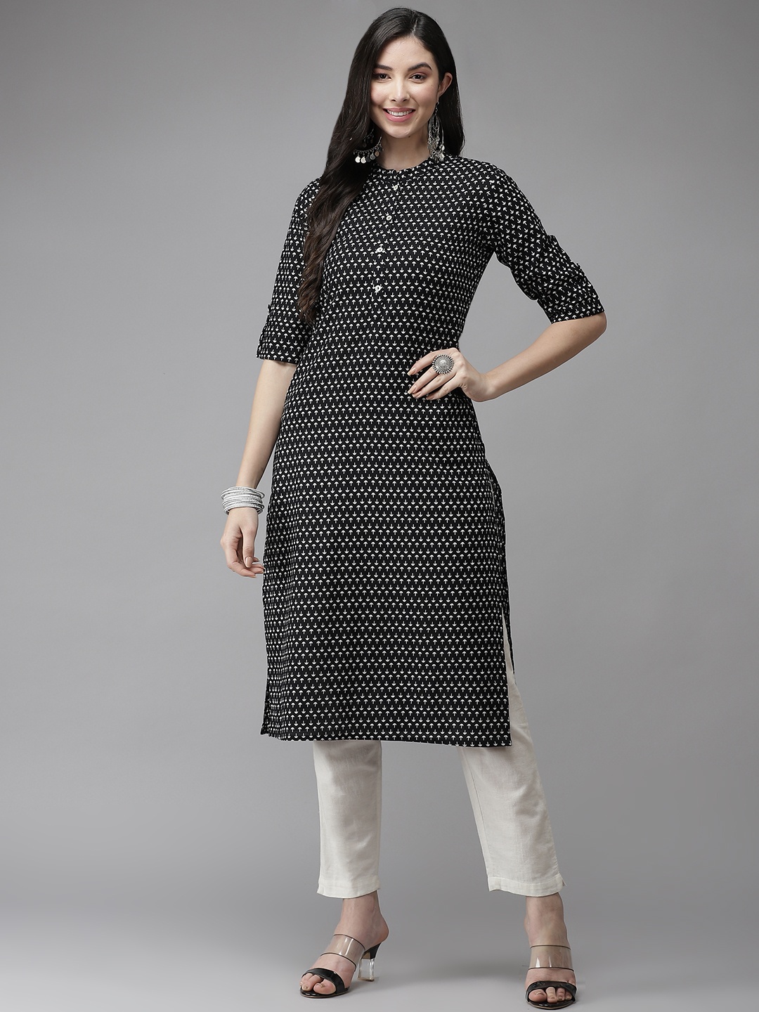 

Cayman Women Black & White Quirky Printed Kurta