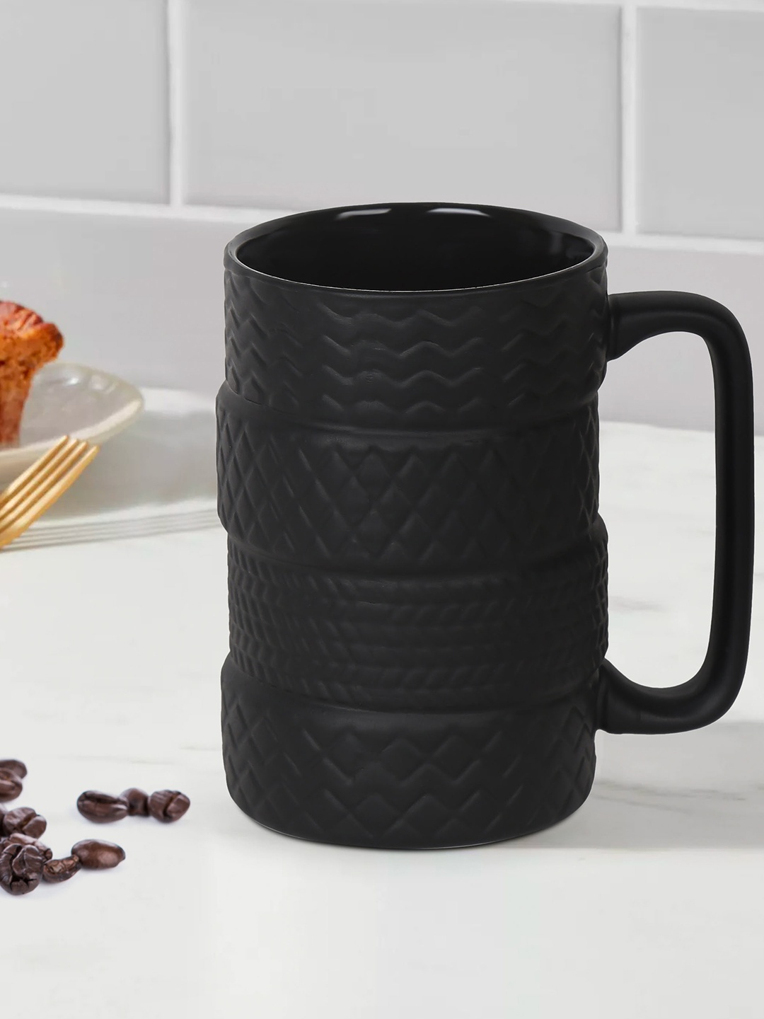 

DREAM WEAVERZ Black Textured Ceramic Matte 450 ml Mugs Set of Cups and Mugs