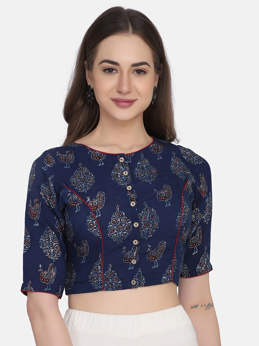 

THE WEAVE TRAVELLER Women Navy Blue Printed Ready-Made Saree Blouse