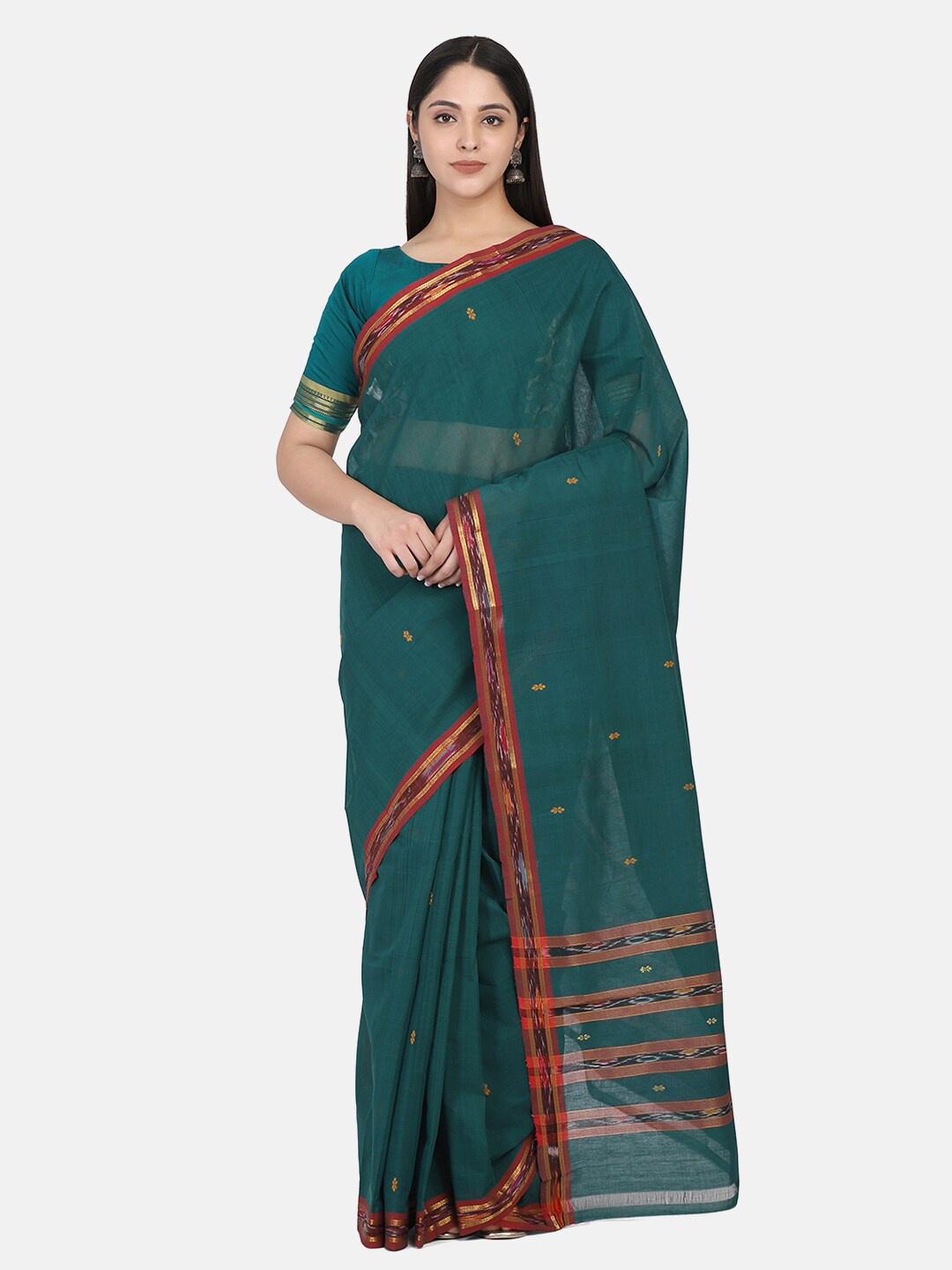 

THE WEAVE TRAVELLER Green & Red Woven Design Zari Pure Cotton Mangalagiri Saree