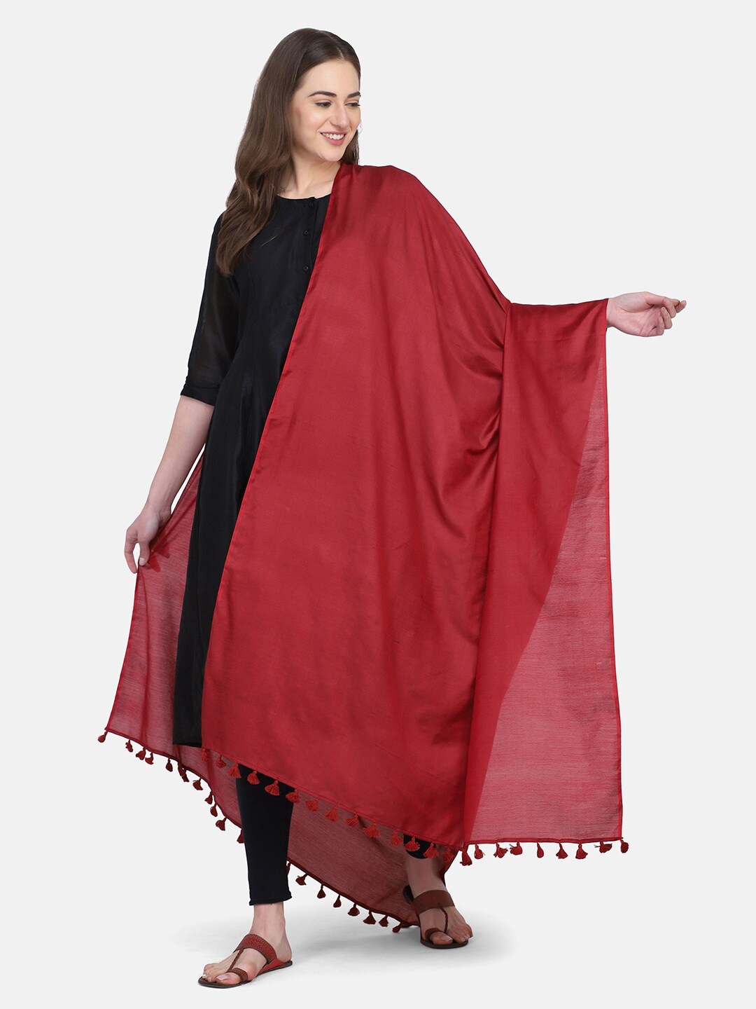 

THE WEAVE TRAVELLER Maroon Art Silk Dupatta