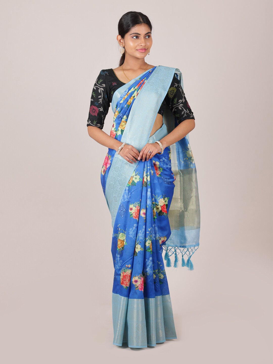 

Pothys Blue & Peach-Coloured Floral Printed Zari Saree