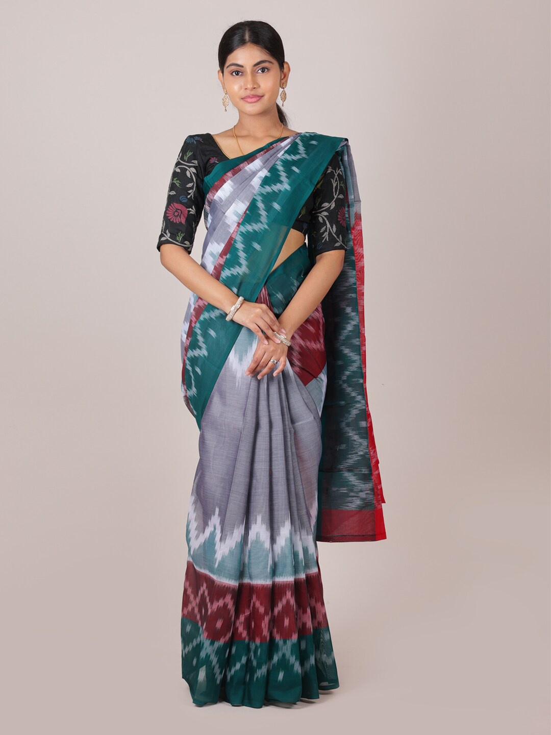 

Pothys Grey & Maroon Printed Saree