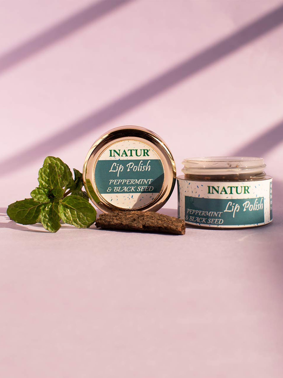 

Inatur Peppermint & Black Seed Lip Polish 10 g, White