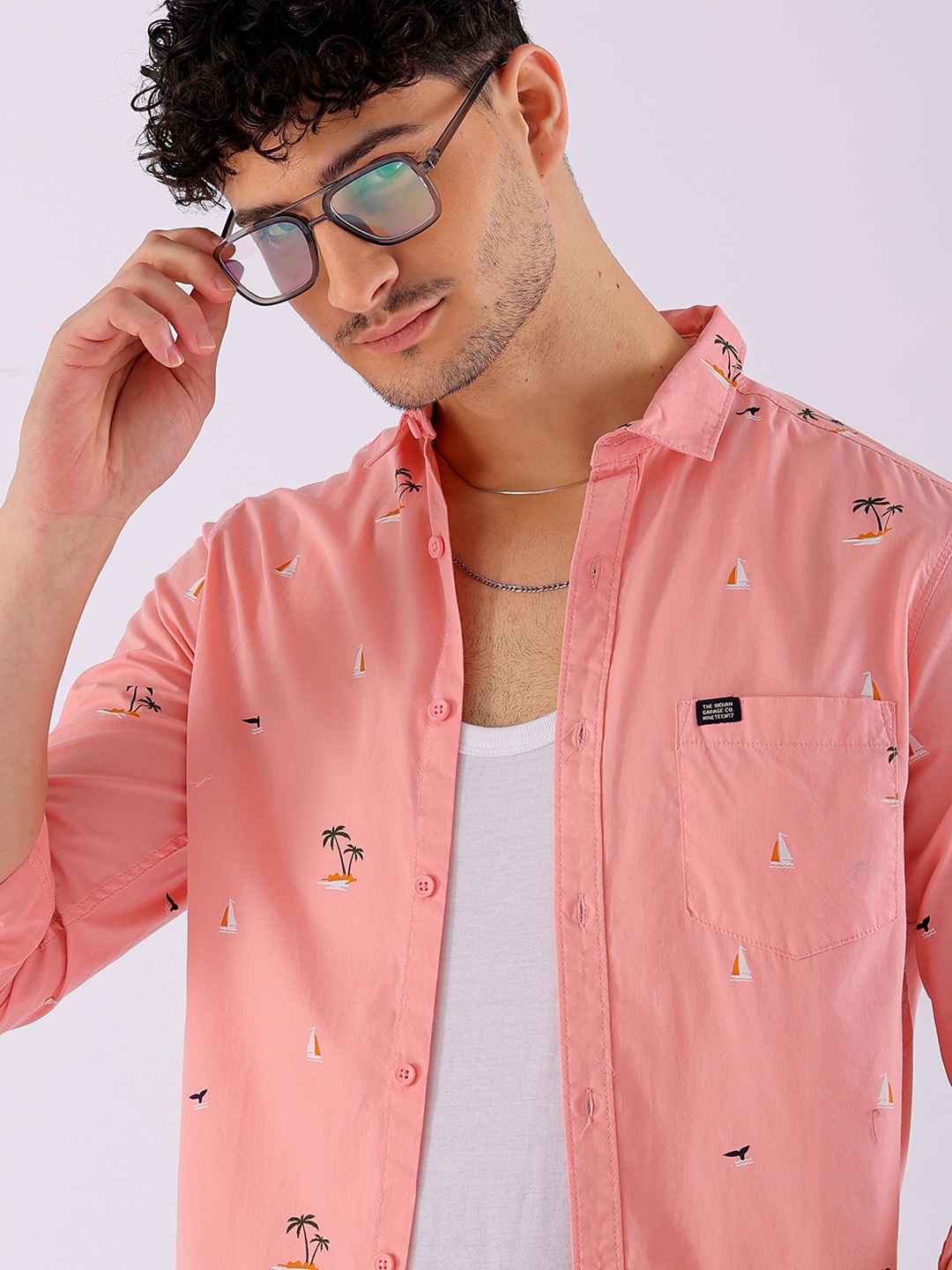 

The Indian Garage Co Men Pink Printed Cotton Casual Shirt