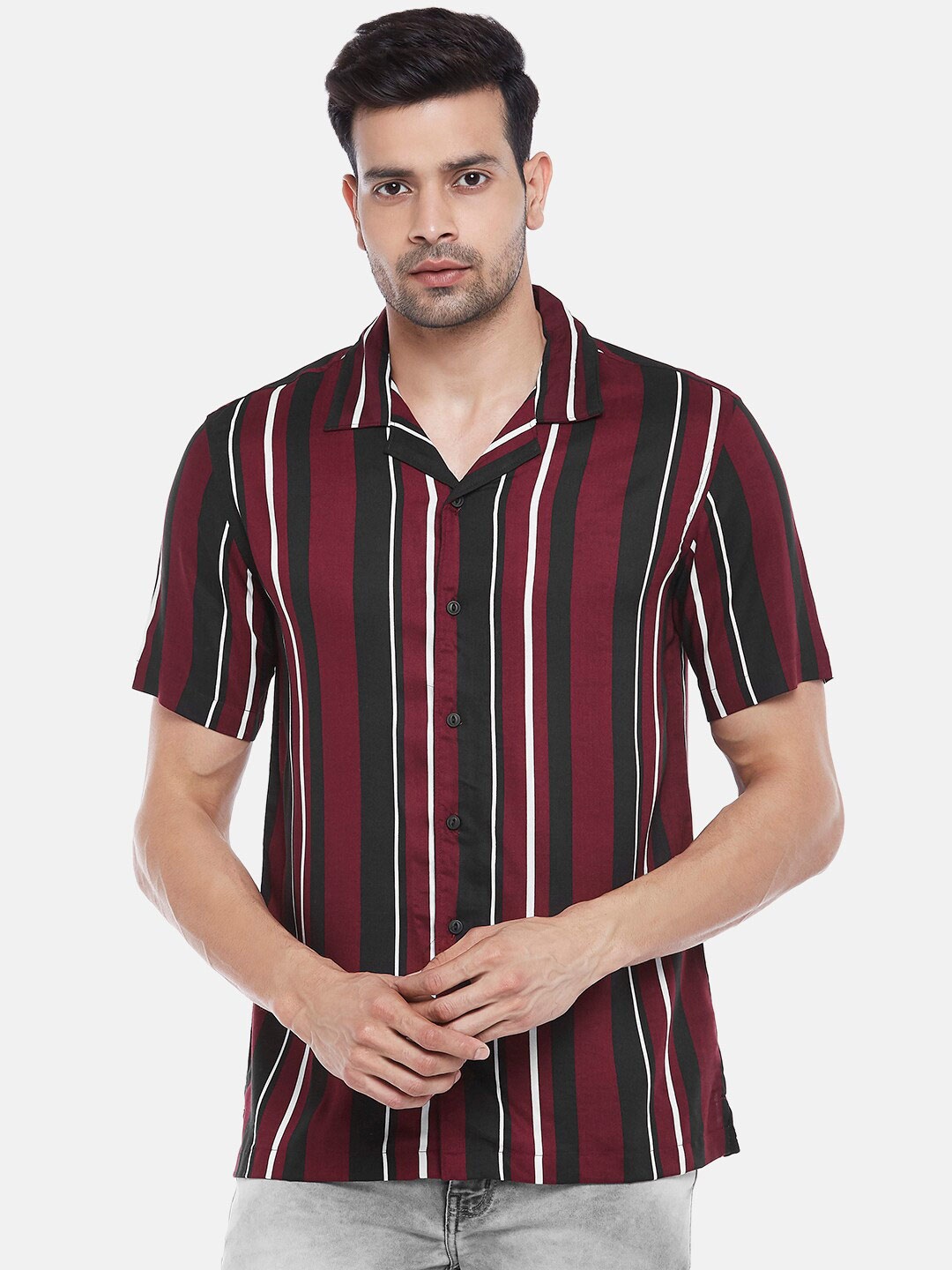 

People Men Maroon Regular Fit Striped Casual Shirt
